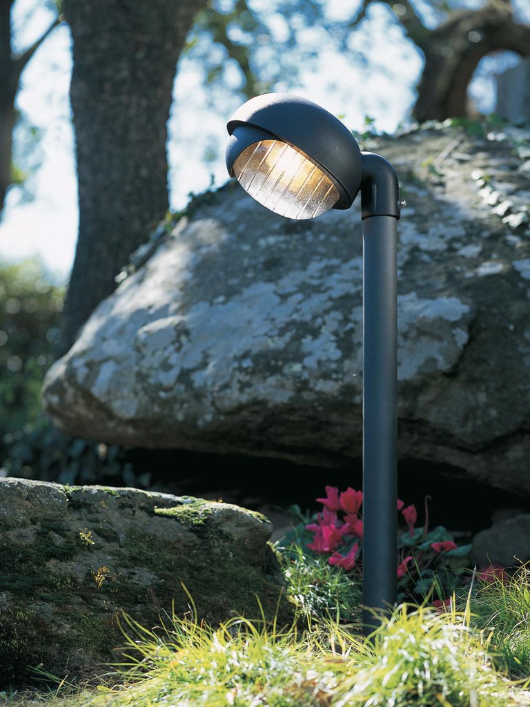 Lampada da esterno ovale in termoplastico con diffusore in vetro stampato nero