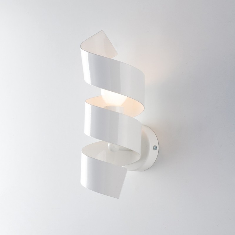 Applique moderna spirale in ferro una luce Bianco 13x h28 cm