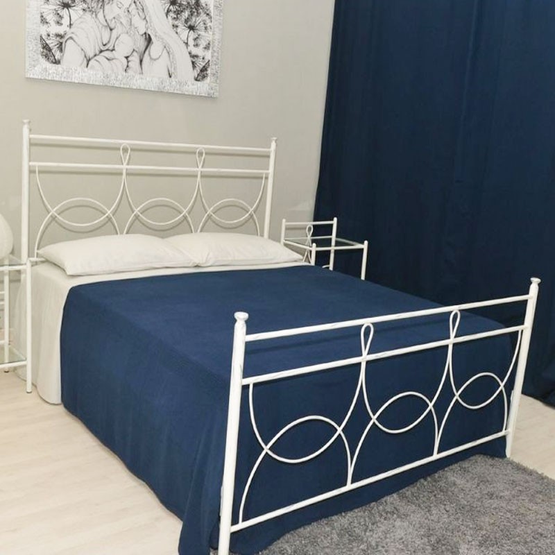 Letto matrimoniale in ferro battuto con pediera Bianco Opaco SILENE 170x202x h120 cm