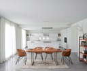 Tappeto grigio in fibre naturali stile fusion 160x230